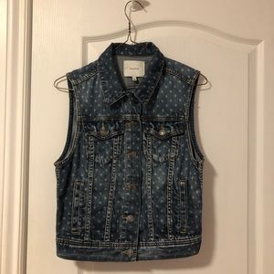 Aritzia Talula Denim Jacket Size Medium